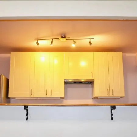 아파트 Apartment La Rose Et Le Reseda - Enjoy Space, The Terrace And The Eiffel Tower View 파리