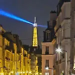 Apartment La Rose Et Le Reseda - Enjoy Space, The Terrace And The Eiffel Tower View Apartamento París
